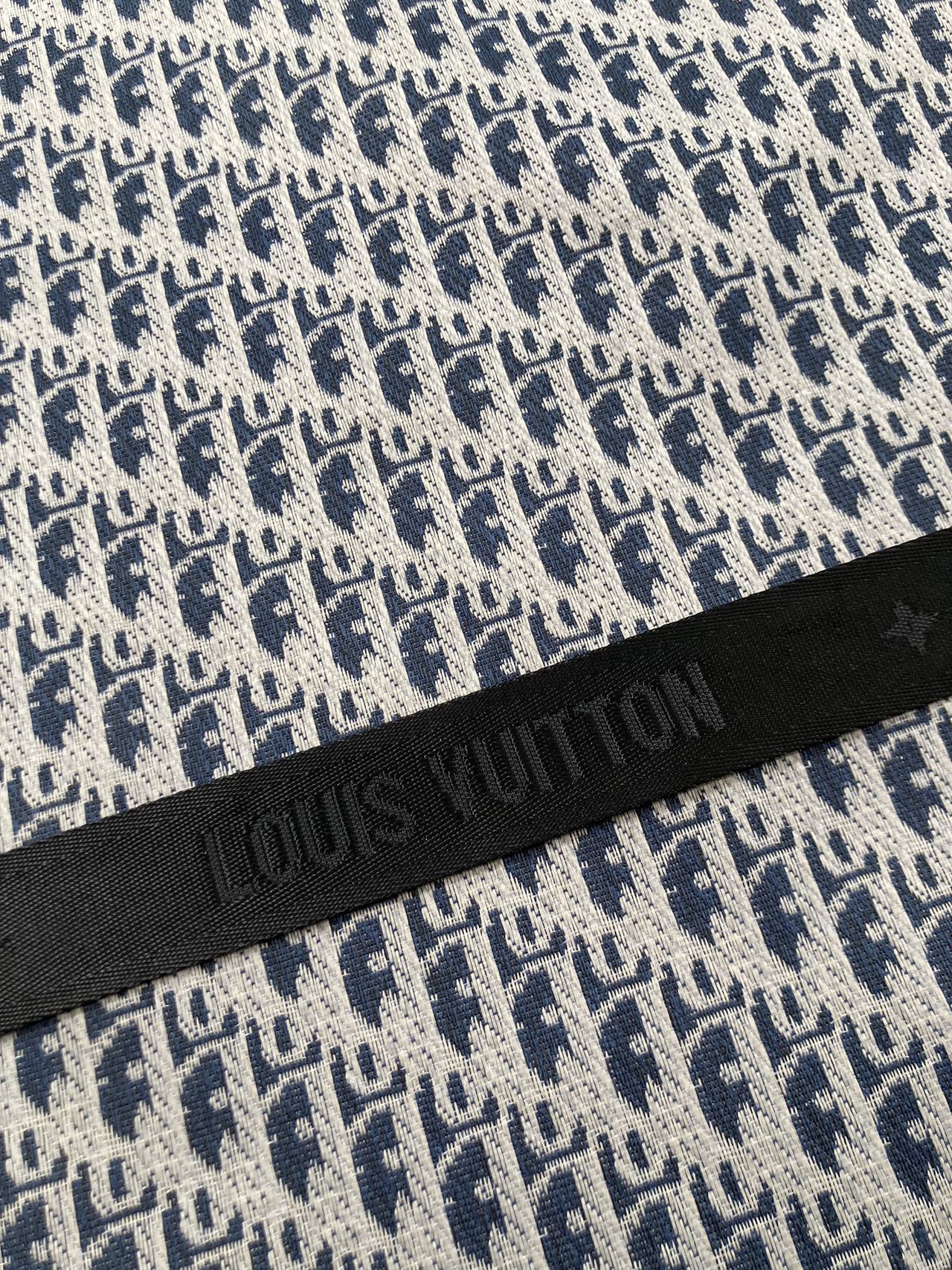 Custom Bag LV Strap Black